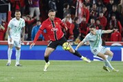 随着马竞0-3，贝蒂斯2-1，瓦伦西亚2-0，西甲最新积分榜出炉